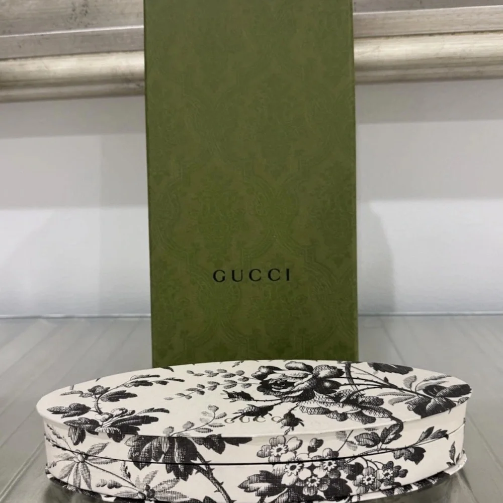 Gucci Herbarium Luxury Pencil Case With 6 Pencils! New In Box!